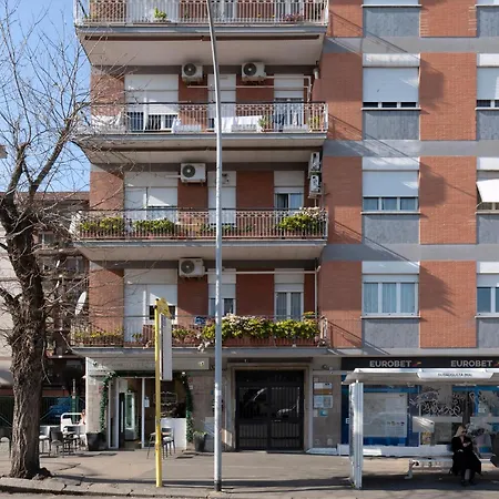 Dream Cinecitta Apartment *